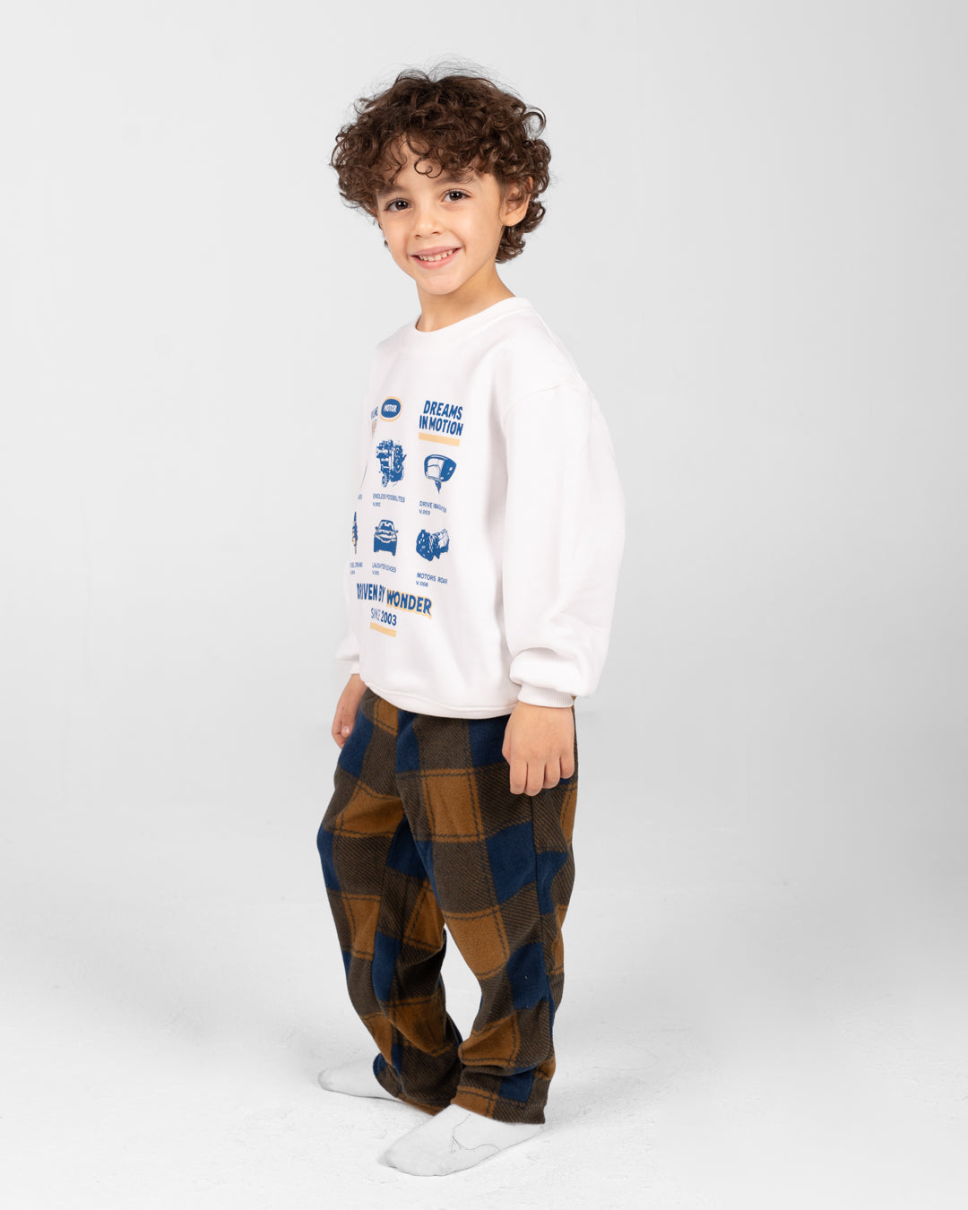 بيجاما أولاد مطبوعة بياقة دائرية