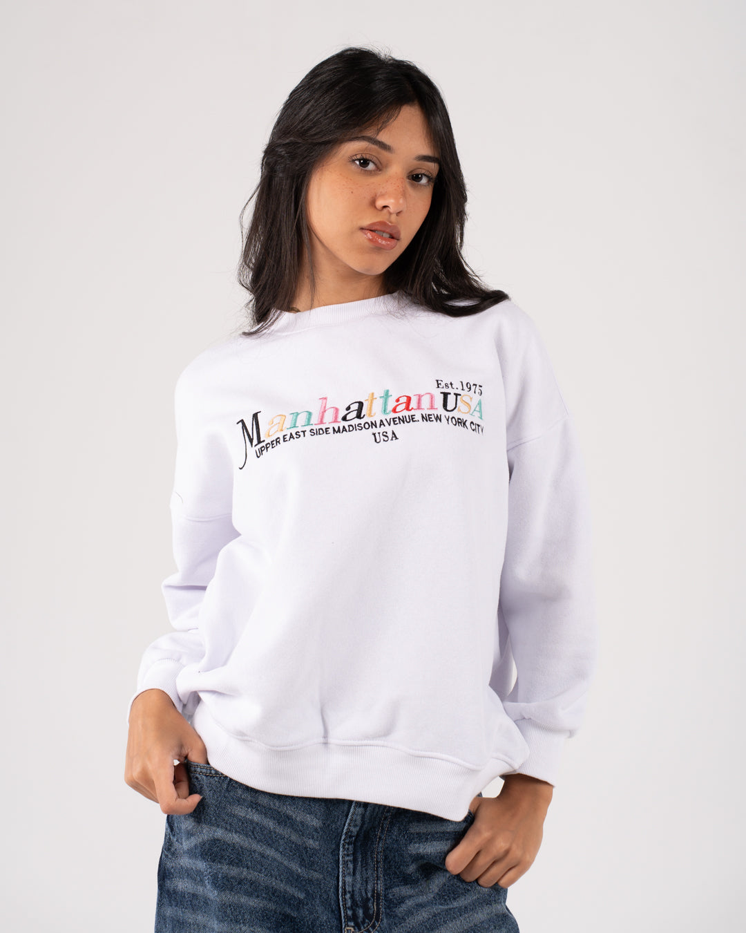 سويت شيرت نسائي مطرز