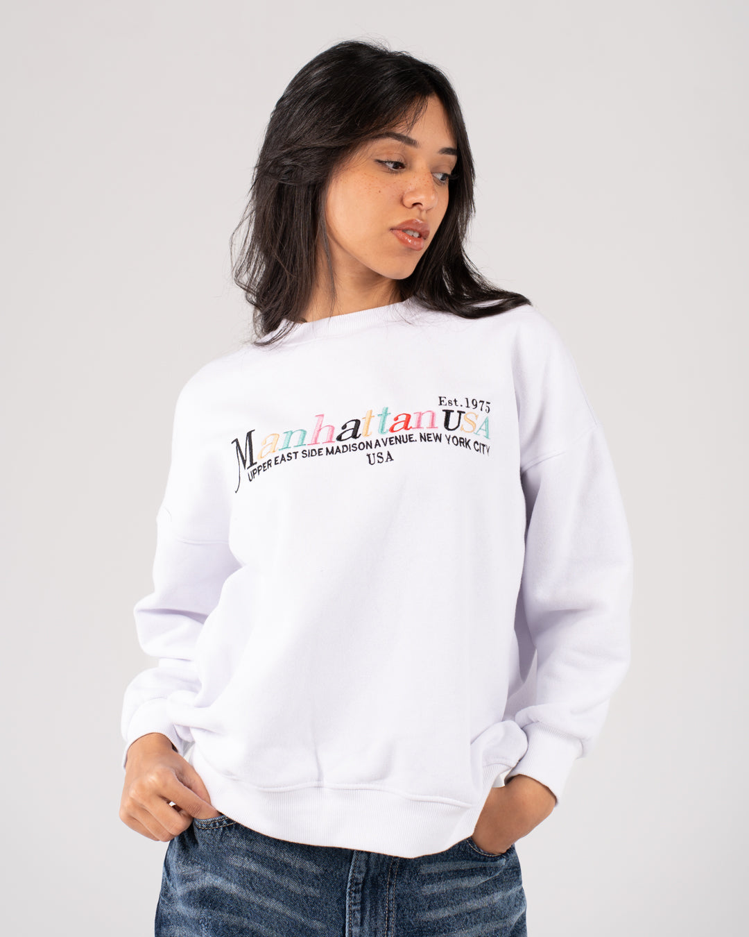 سويت شيرت نسائي مطرز