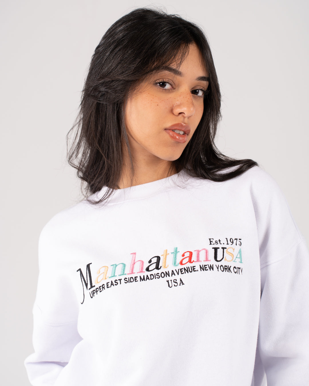 سويت شيرت نسائي مطرز