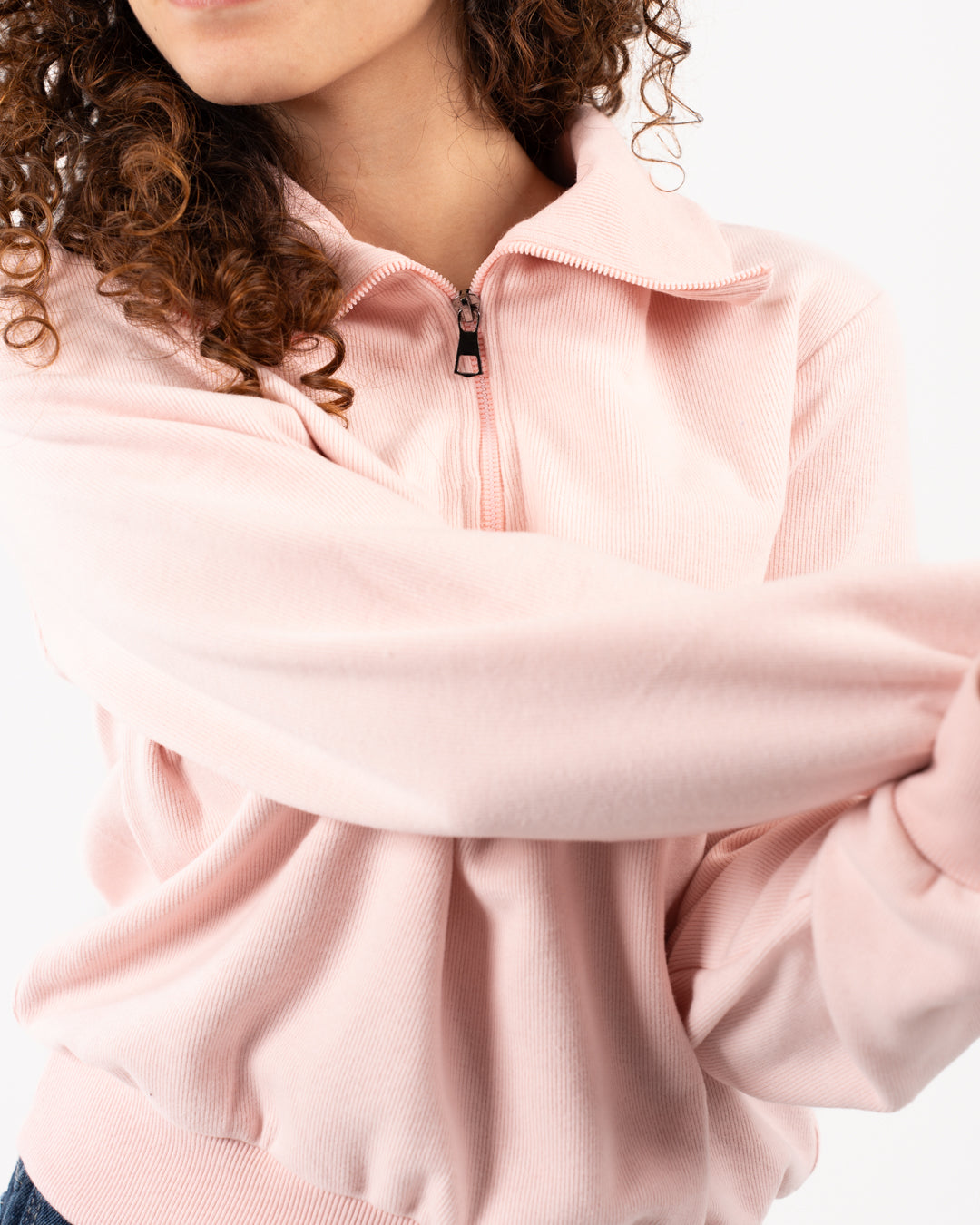 سويت شيرت نسائي بسحاب ربع