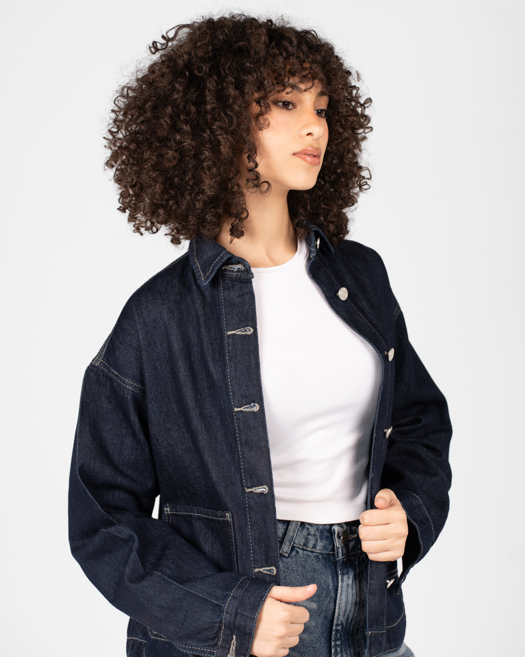 سترة جينز نسائية