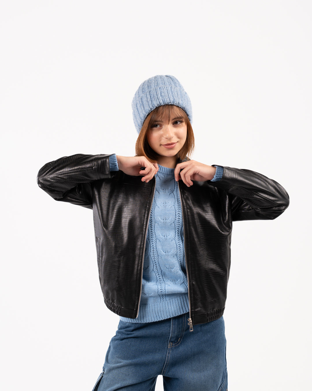 سترة جلدية للبنات