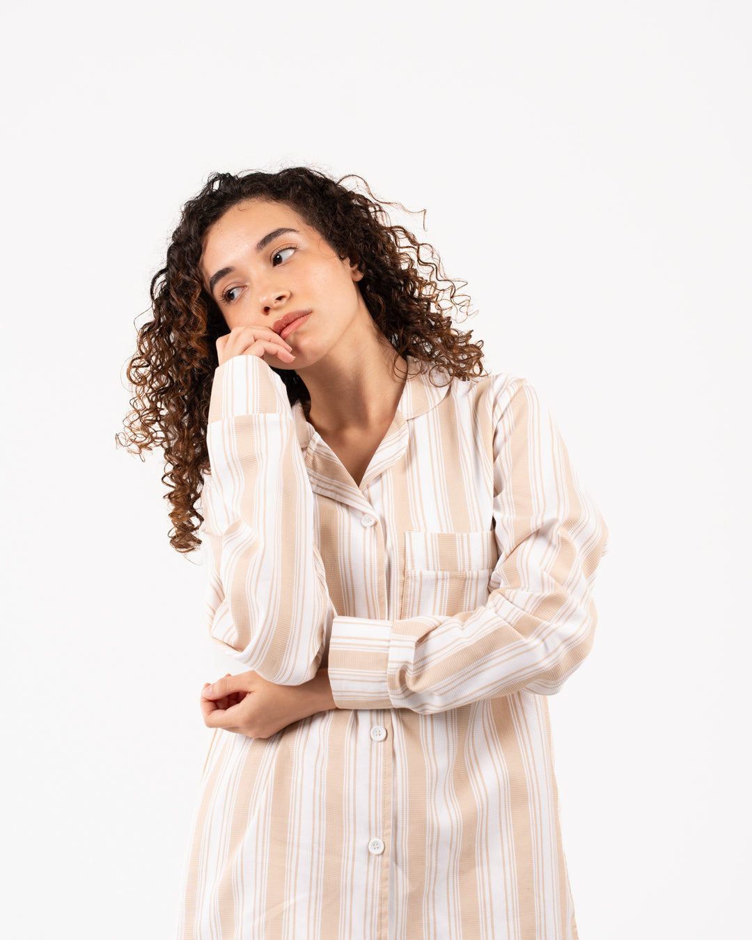 بدلة نسائية مضلعة