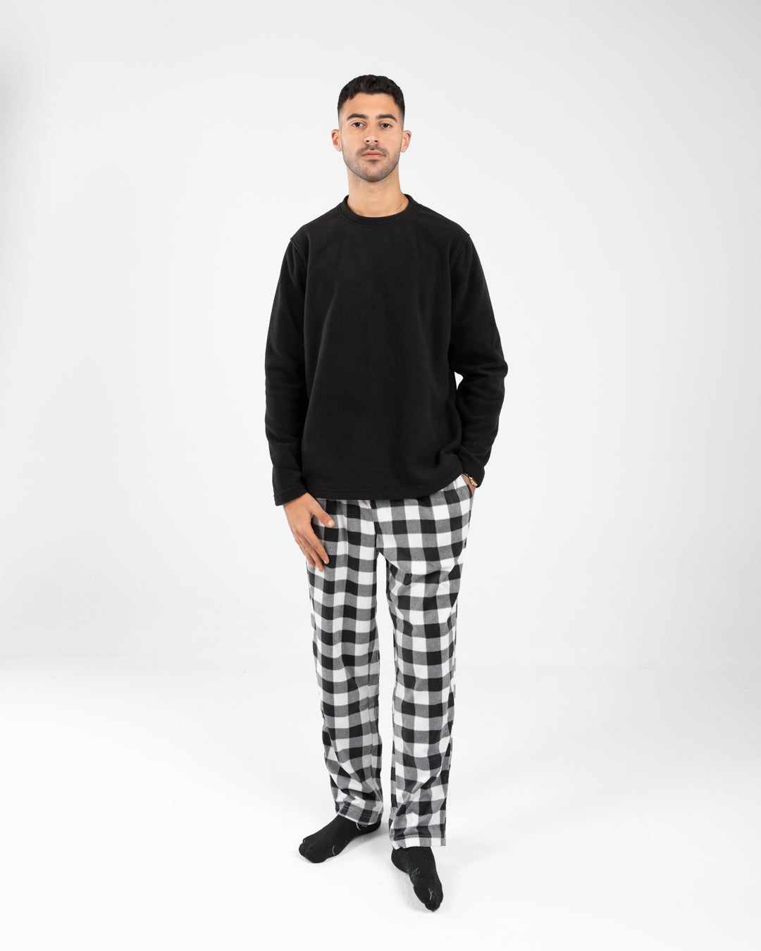 Men Pyjamas Plain Top and Plaid Pants