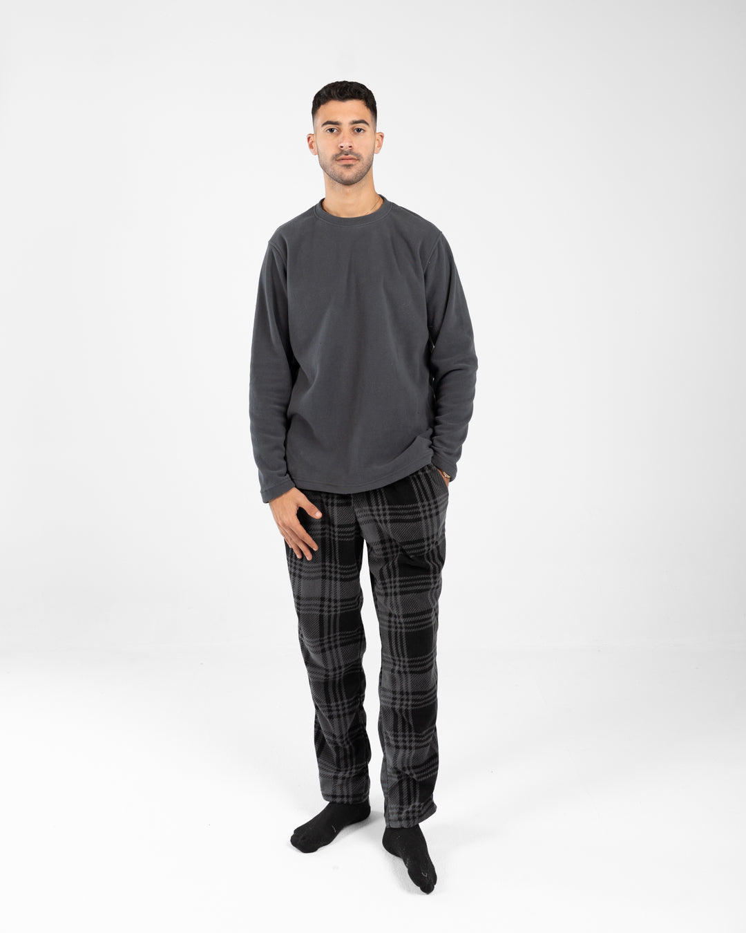 Men Pyjamas Plain Top and Plaid Pants