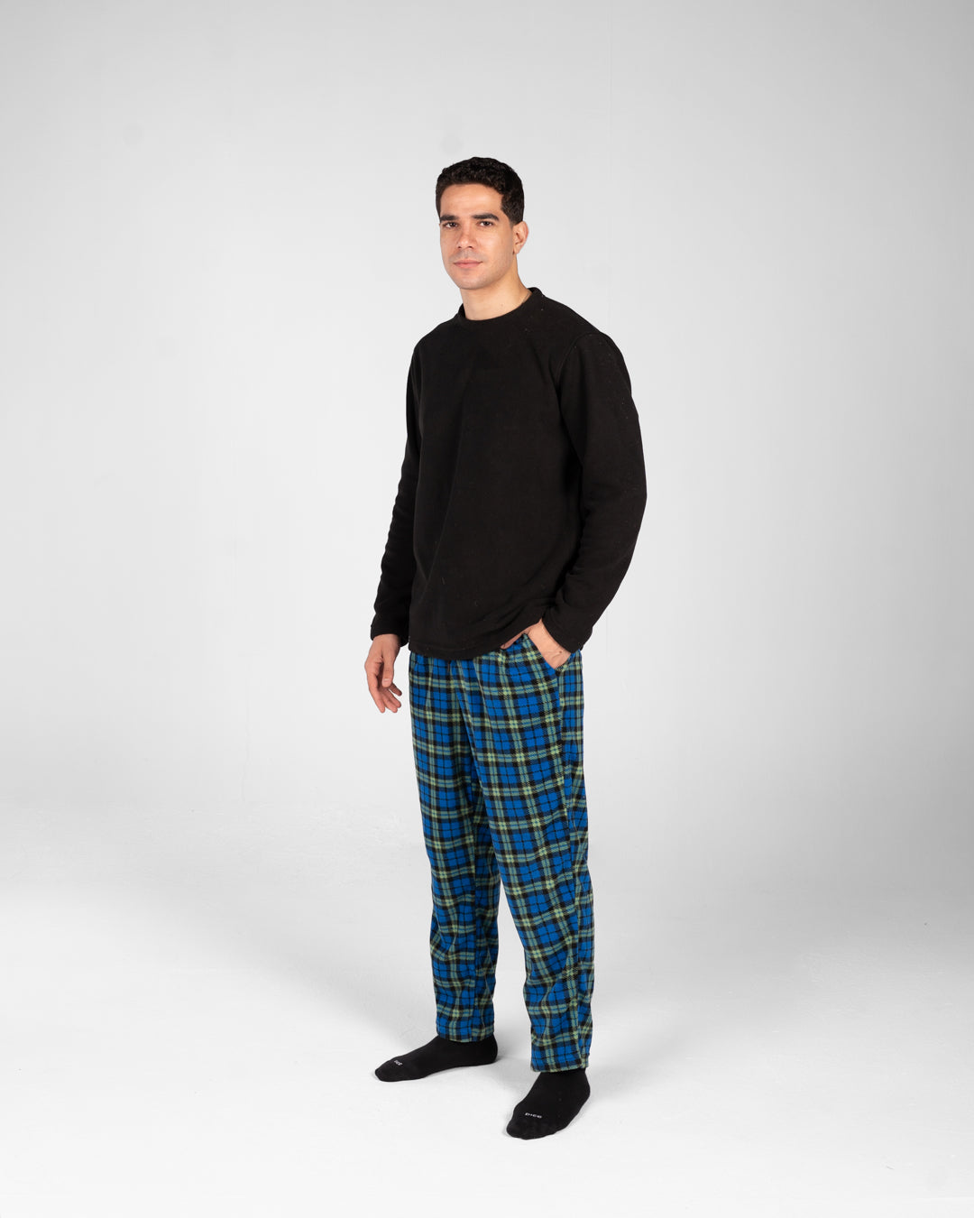 Men Pyjamas Plain Top and Plaid Pants