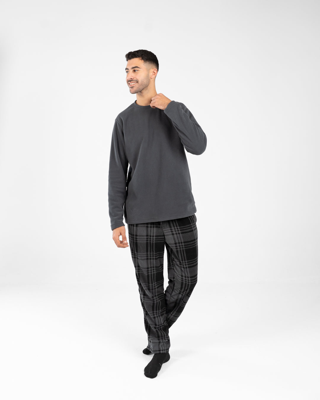 Men Pyjamas Plain Top and Plaid Pants