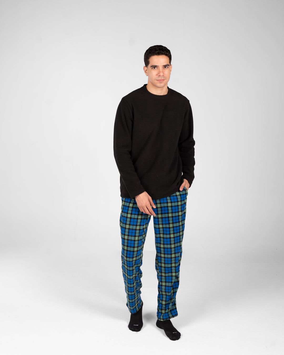 Men Pyjamas Plain Top and Plaid Pants