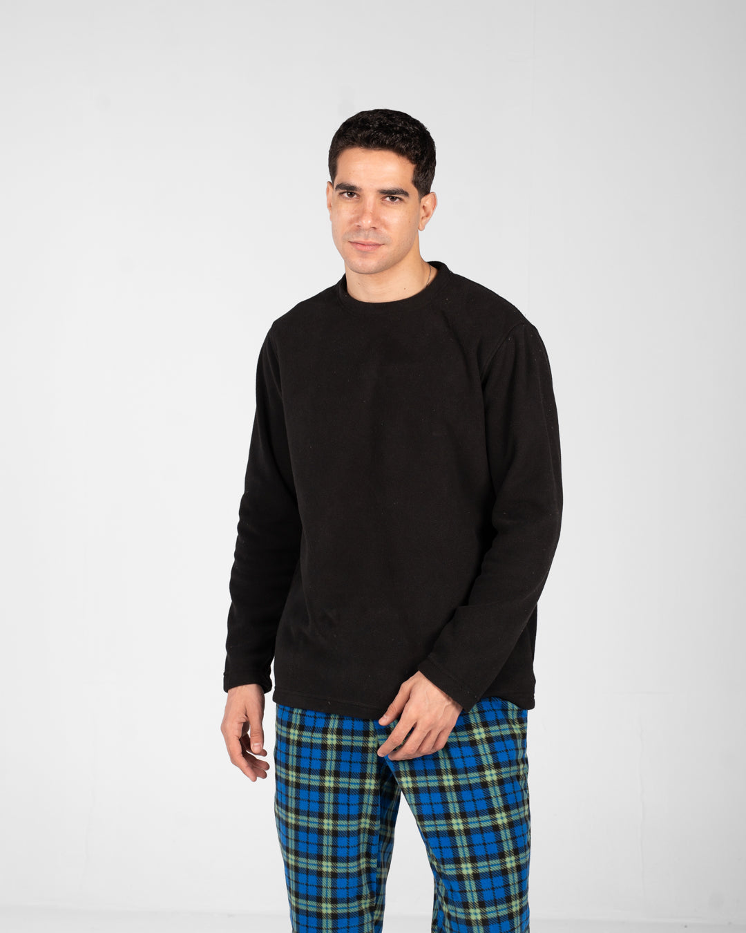 Men Pyjamas Plain Top and Plaid Pants