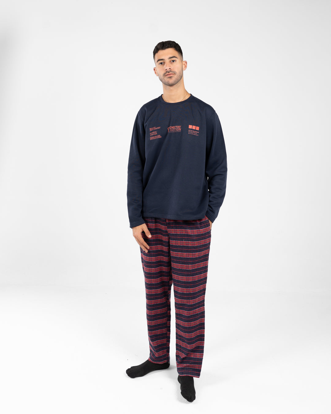Men Pyjamas Plaid Pants and Plain Top
