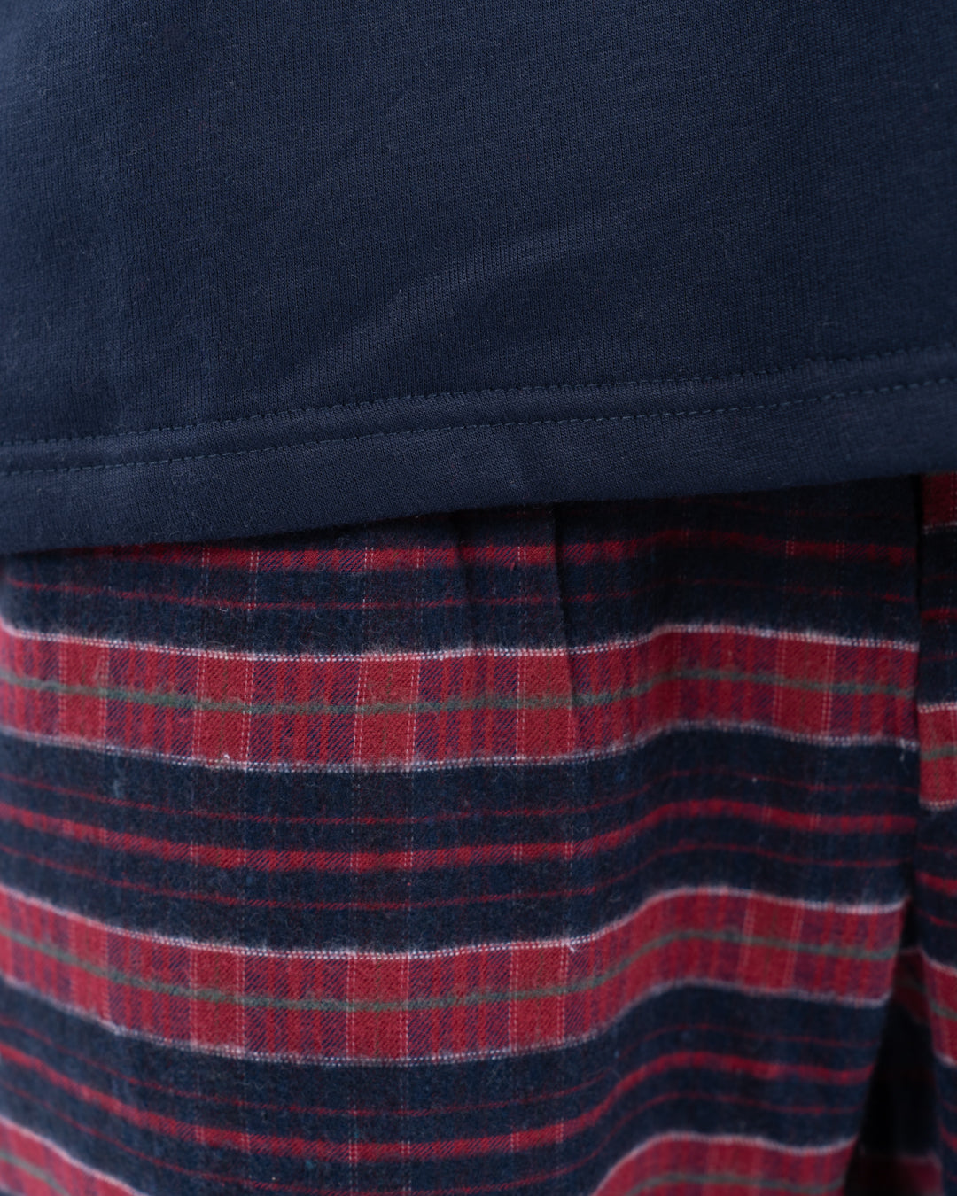 Men Pyjamas Plaid Pants and Plain Top