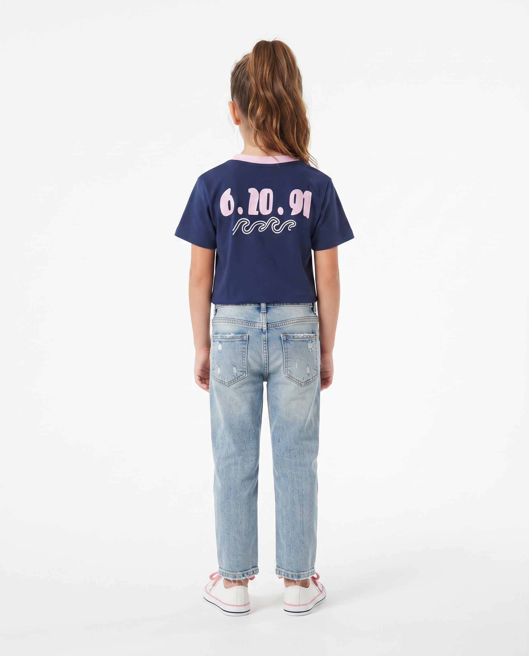 Girls Ptinted Ocean CallIng Half Sleeves T-shirt