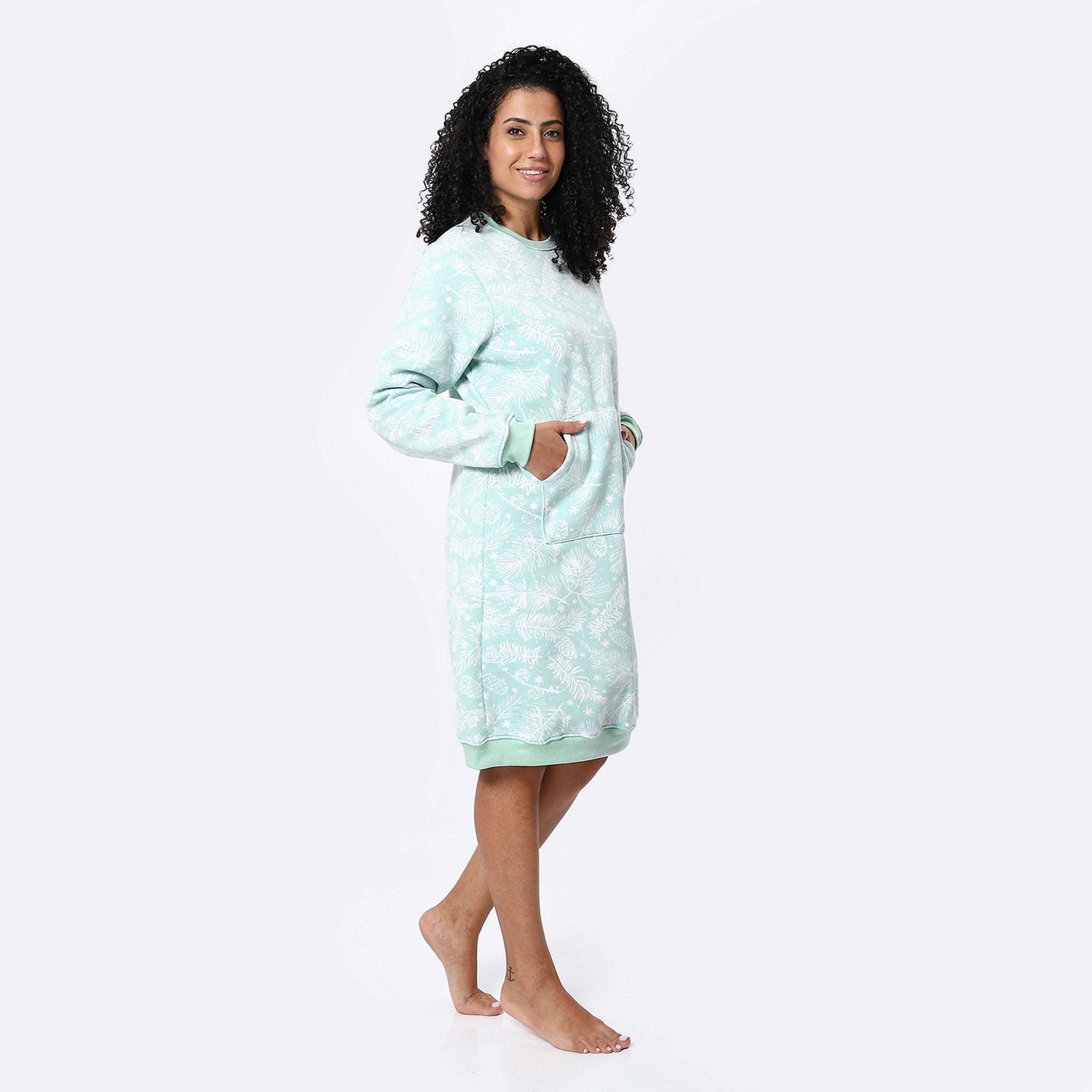 Christmas Vibes Mint Sleepshirt