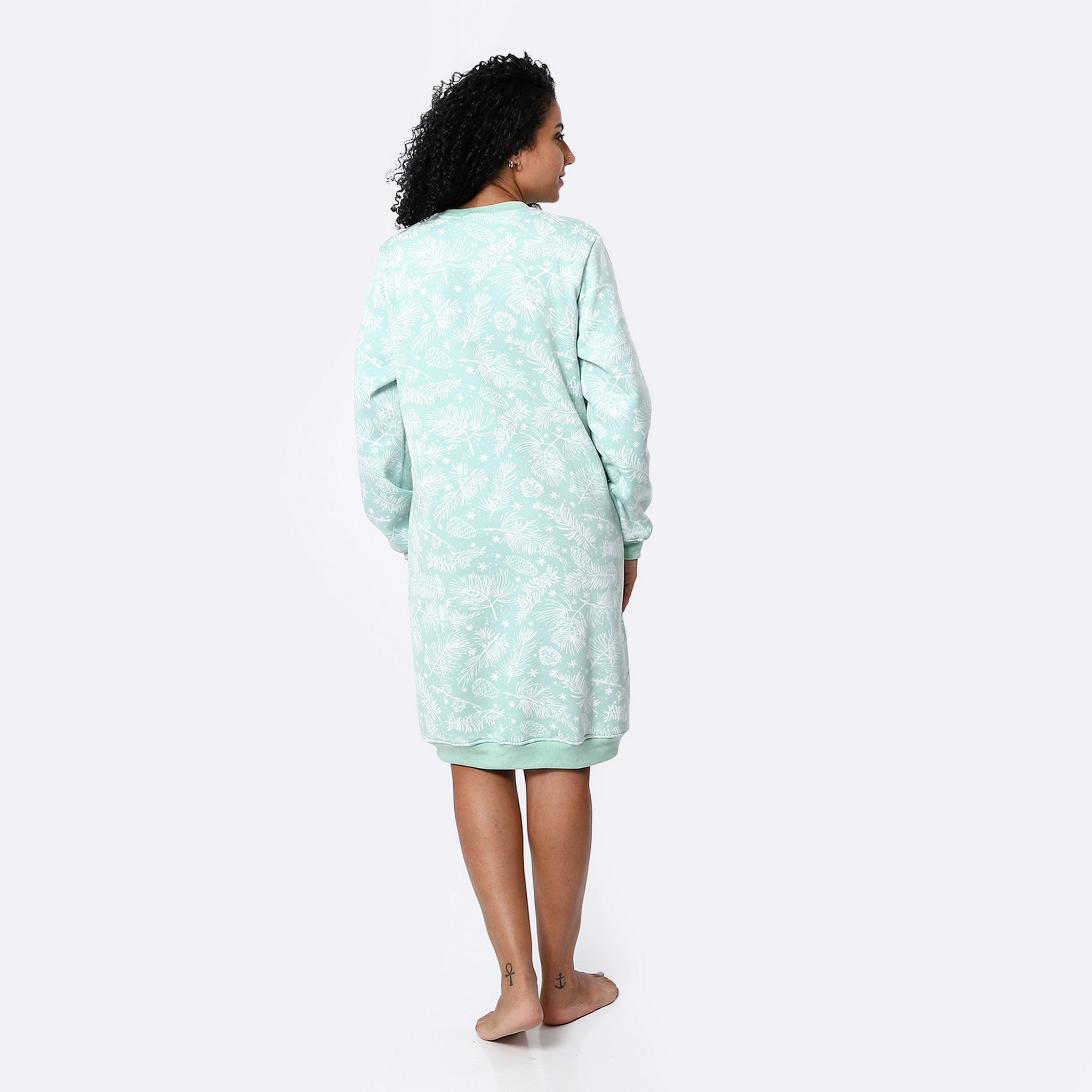 Christmas Vibes Mint Sleepshirt