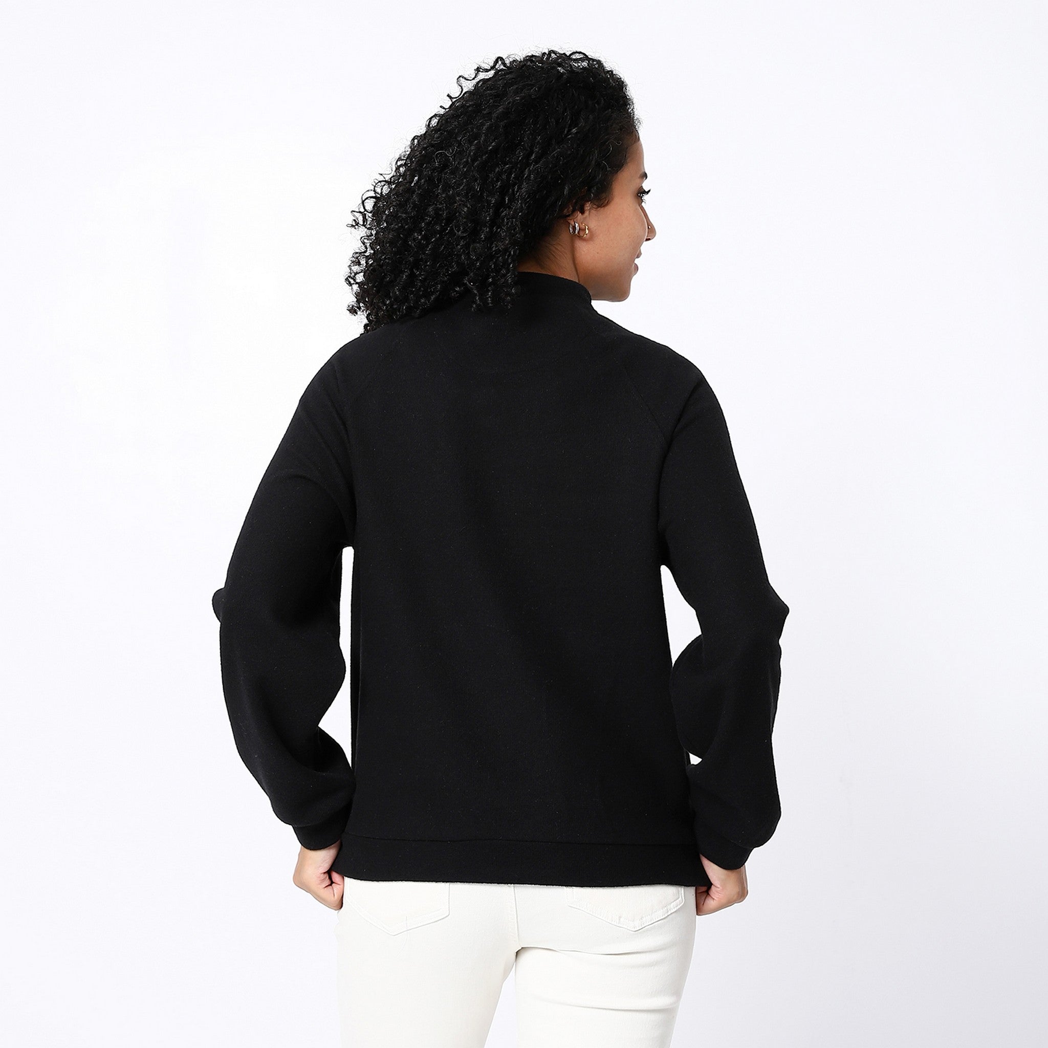 Black Plain Trendy Zipped Sweatshirt