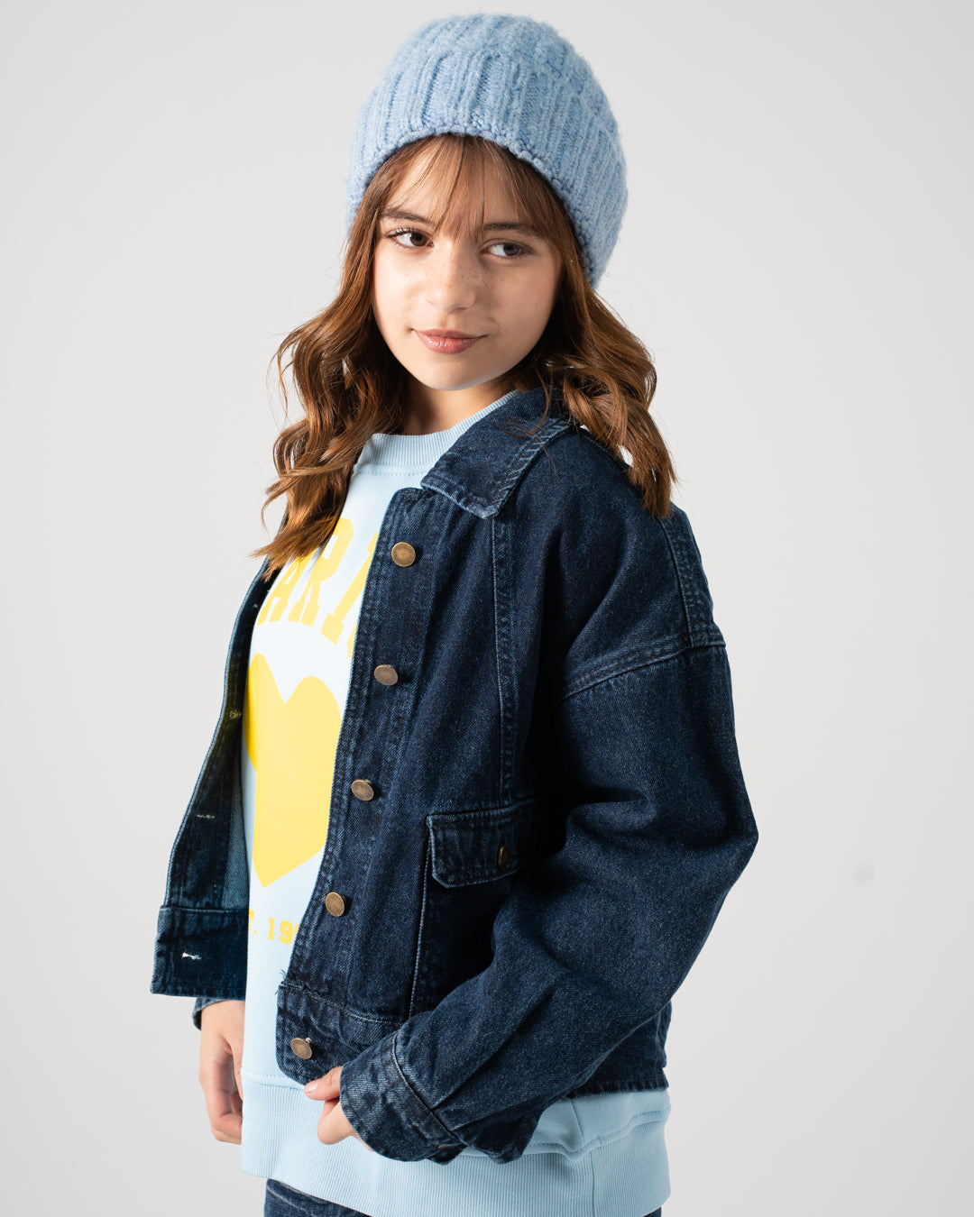 جاكيت جينز بناتي