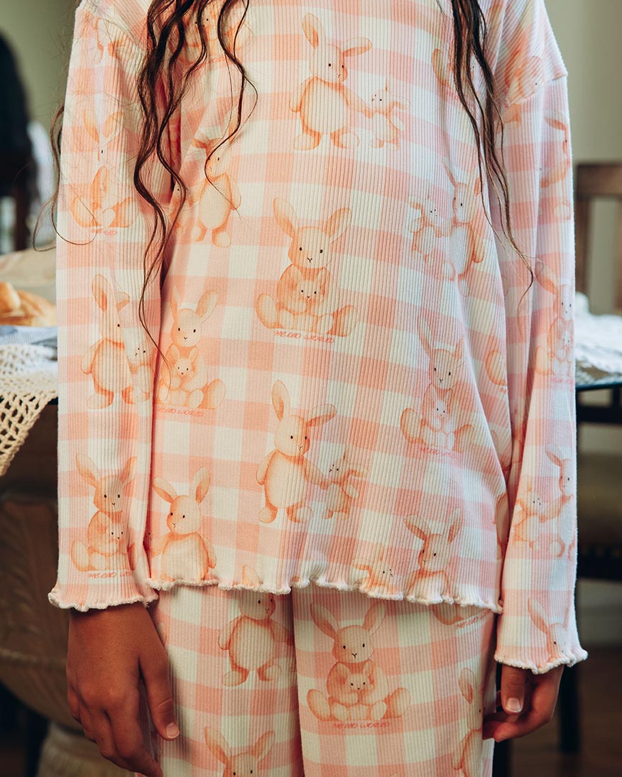 بيجامة بناتي برقبة دائرية