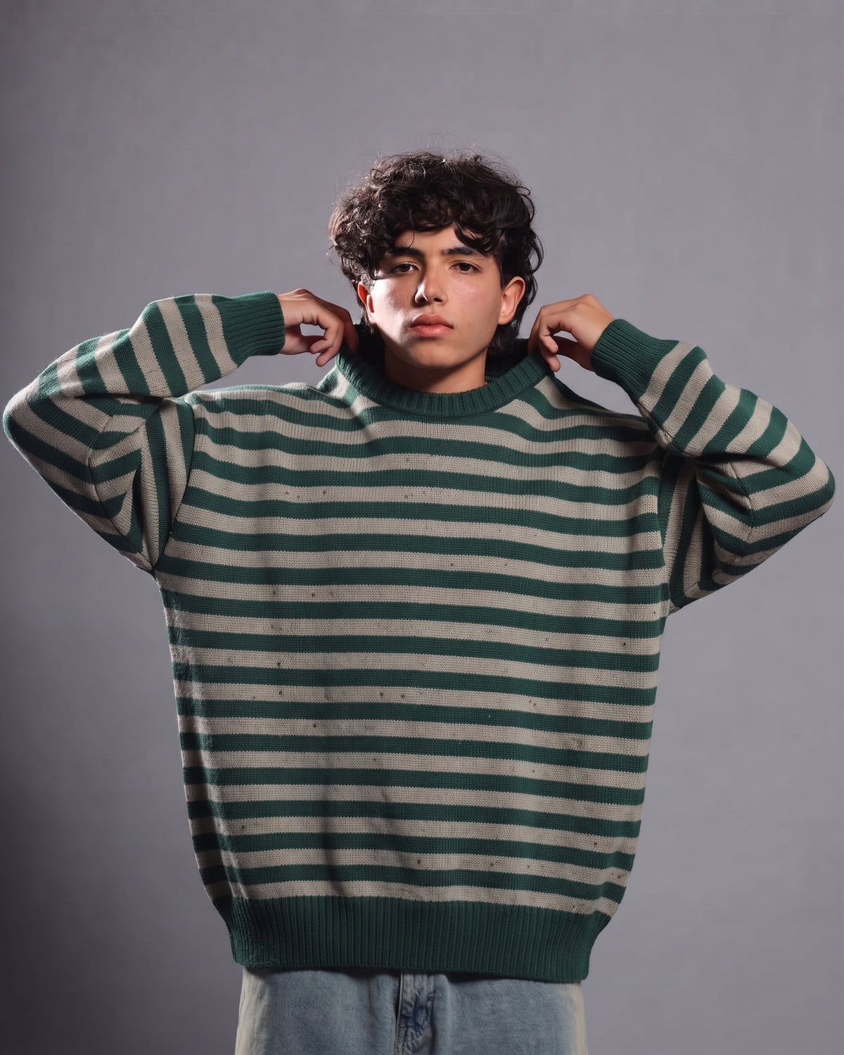Men Stripped Pullover Round Neck
