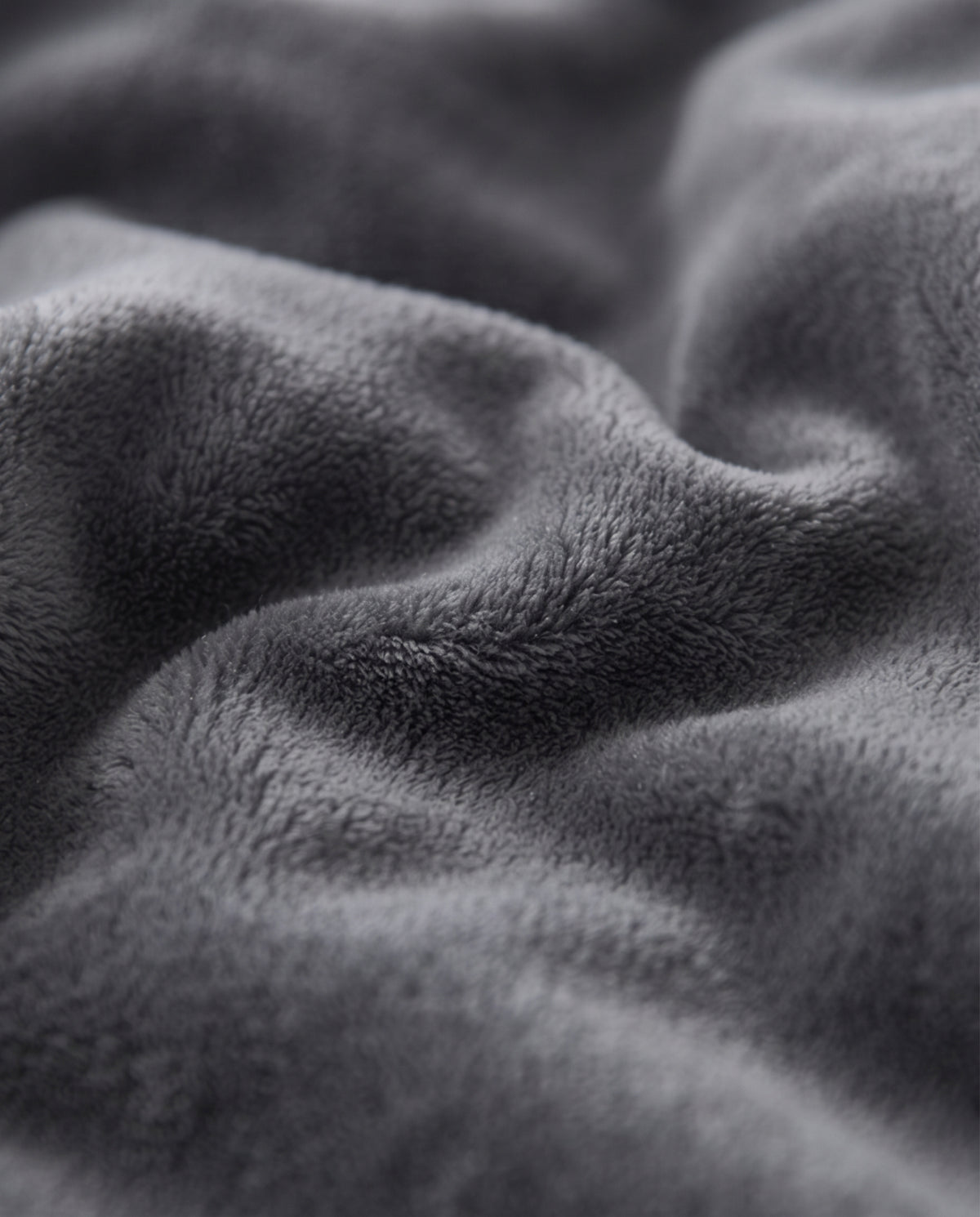 Reversible Botanical Velvet Duvet Set &2 Pillowcases)