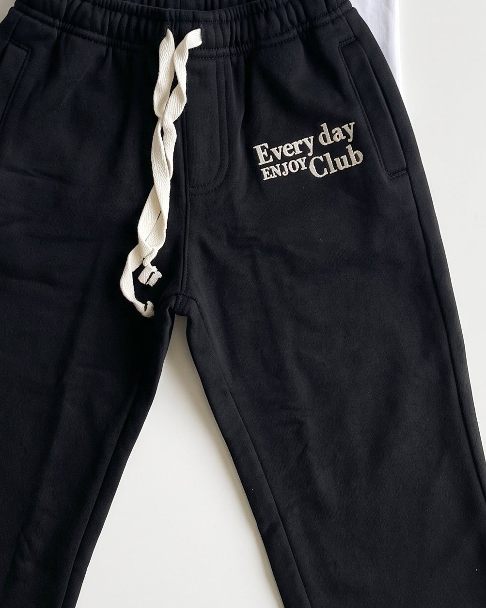Boys Embroided Sweatpant