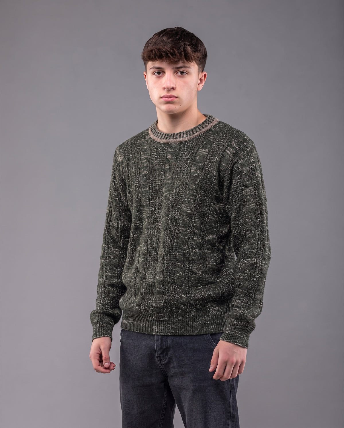 Men Pullover Round Neck