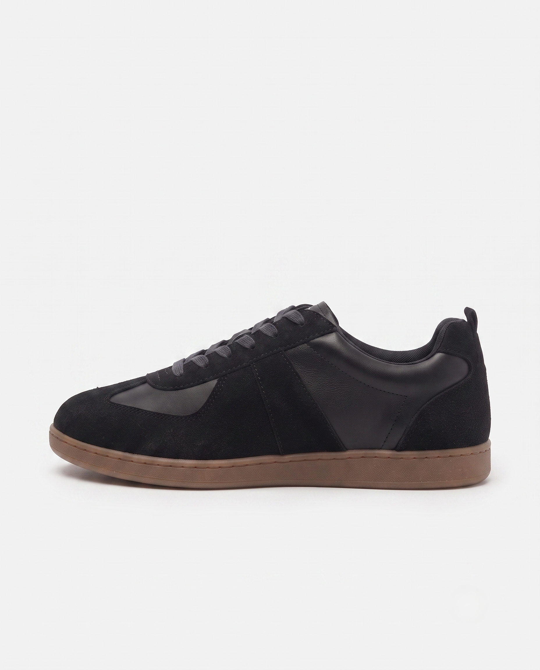 Men Flat Sneaker