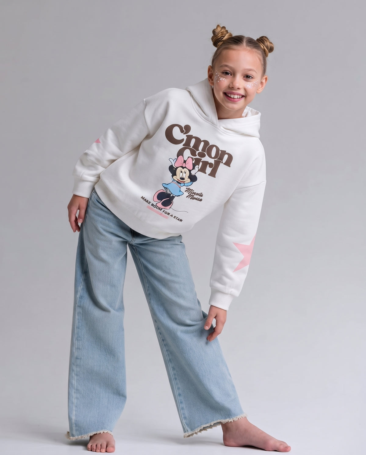 Girls Hodded Printed Minnie Mouse Sweatshirt