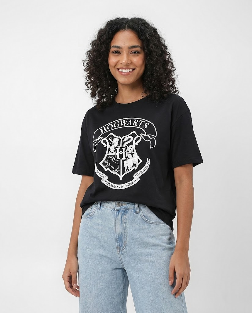 Women Hogwarts Print Half-Sleeve T-Shirt