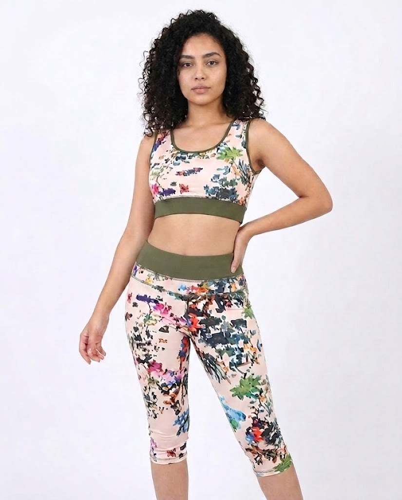 Women Printed Soft Bra And Pants Sports Set