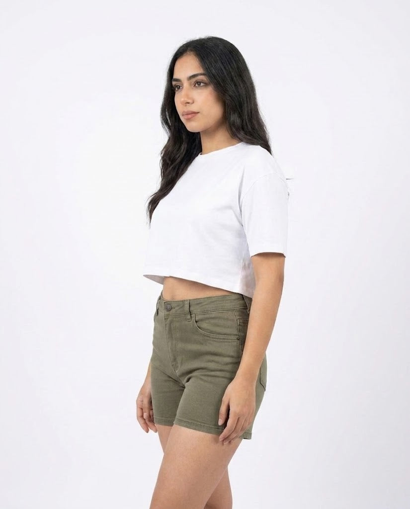 Women Loose 5-Pocket Gabardine Shorts