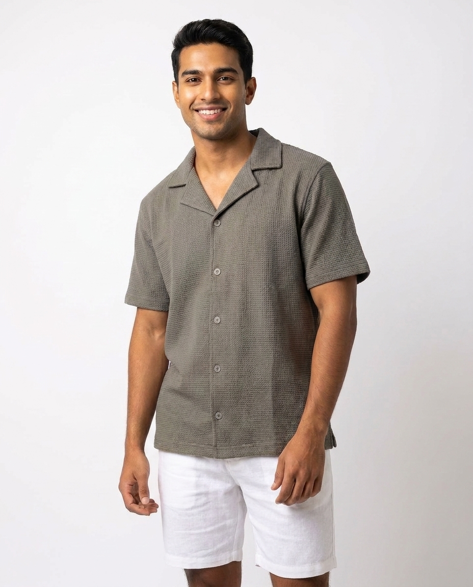 Men Half Sleeves Pattren Casual Shirt