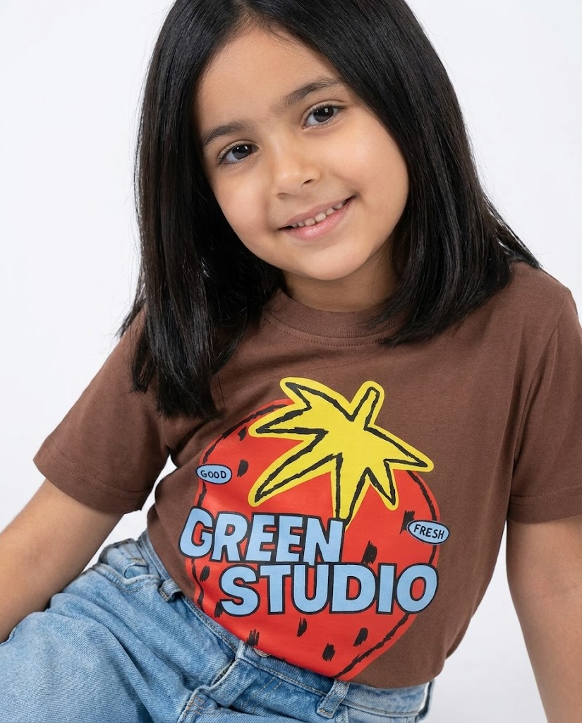 Girls Printed Green Studio Half Sleeves T-shirt